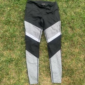 serene tangerine striped leggings